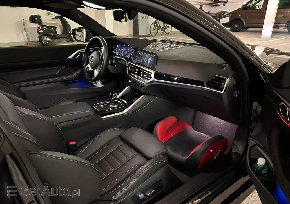 BMW Seria 4 M440i xDrive mHEV sport