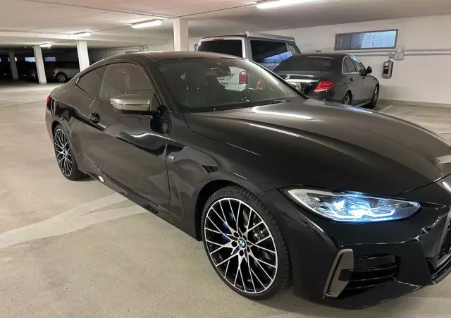 BMW Seria 4 M440i xDrive mHEV sport