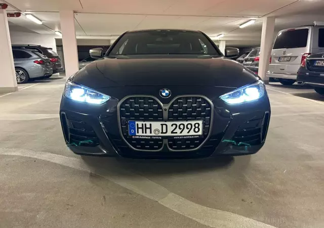 BMW Seria 4 M440i xDrive mHEV sport