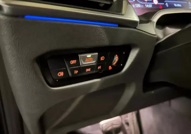 BMW Seria 4 M440i xDrive mHEV sport