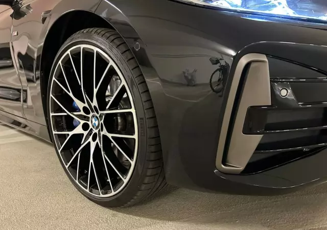 BMW Seria 4 M440i xDrive mHEV sport