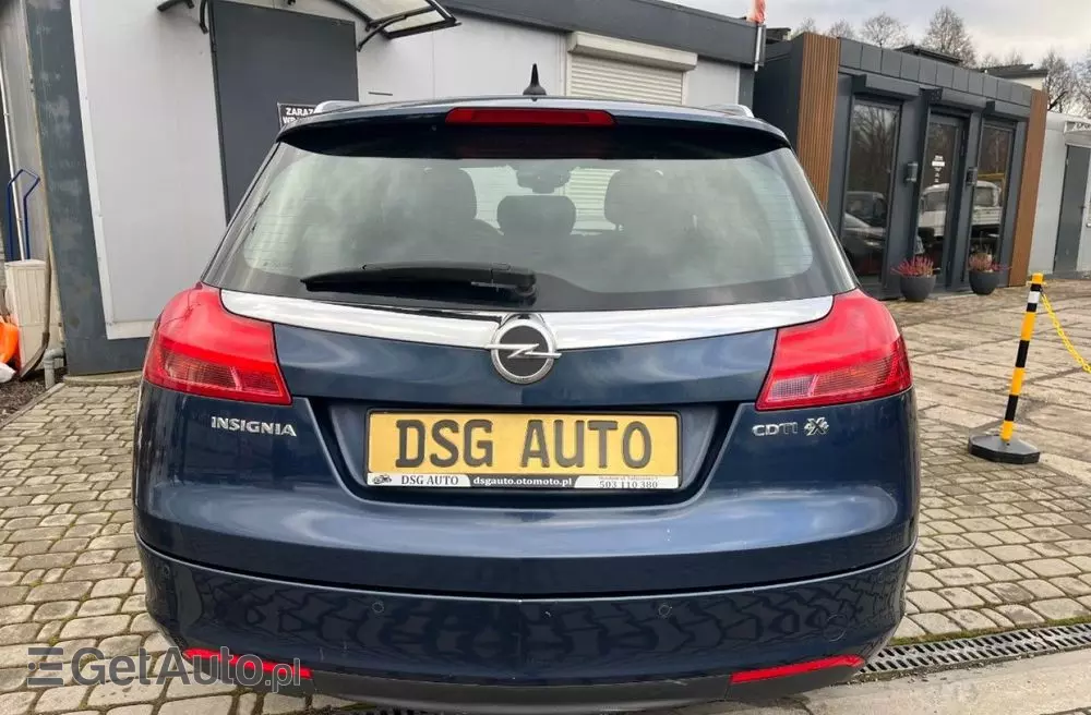 OPEL Insignia 