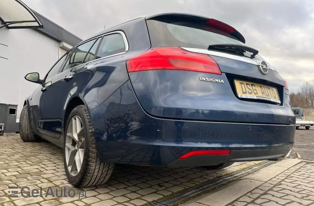 OPEL Insignia 