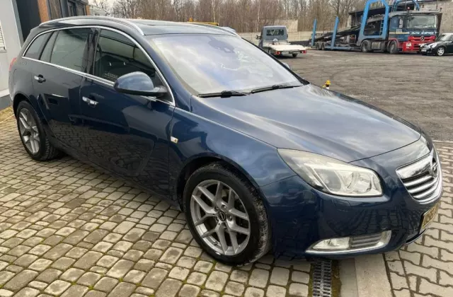 OPEL Insignia 