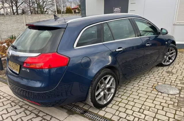 OPEL Insignia 