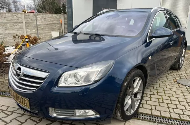 OPEL Insignia 