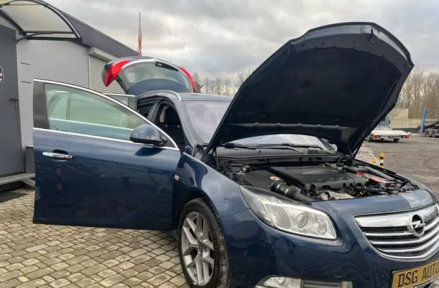 OPEL Insignia 