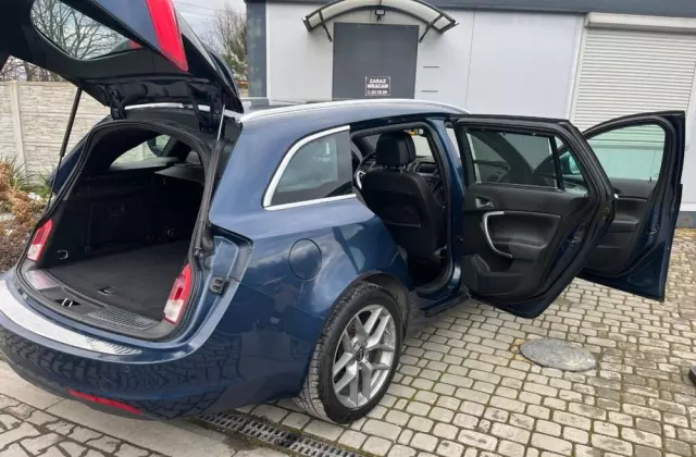 OPEL Insignia 