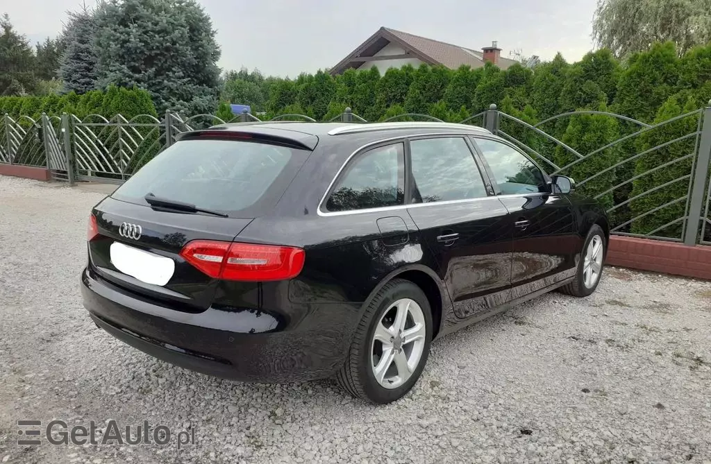 AUDI A4 