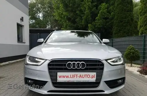 AUDI A4 