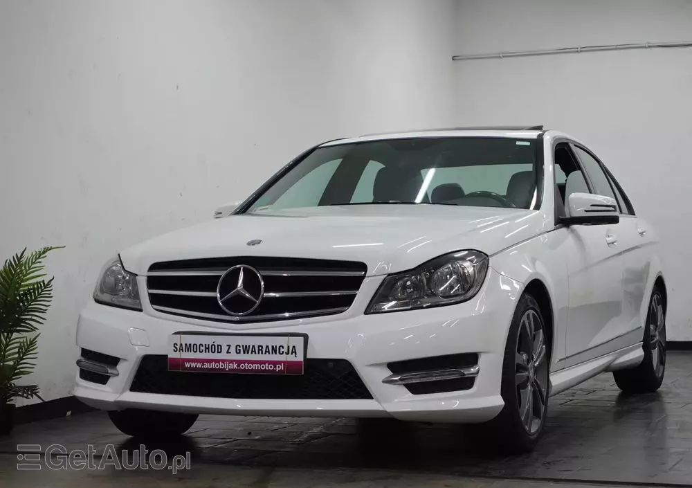 MERCEDES-BENZ Klasa C 250 7G-TRONIC Edition