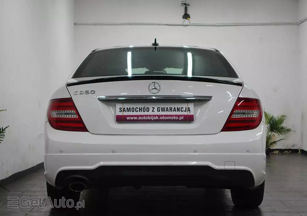 MERCEDES-BENZ Klasa C 250 7G-TRONIC Edition