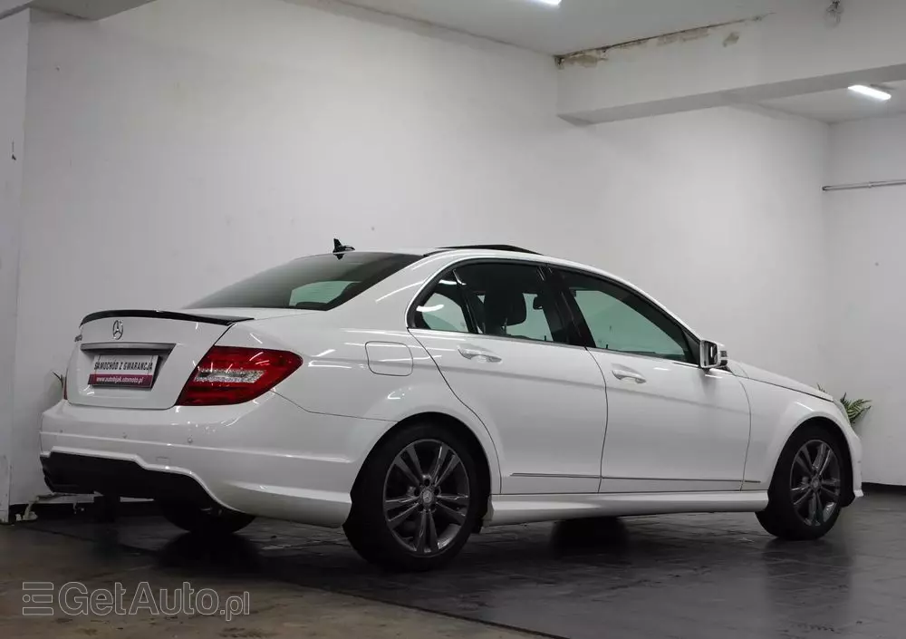 MERCEDES-BENZ Klasa C 250 7G-TRONIC Edition