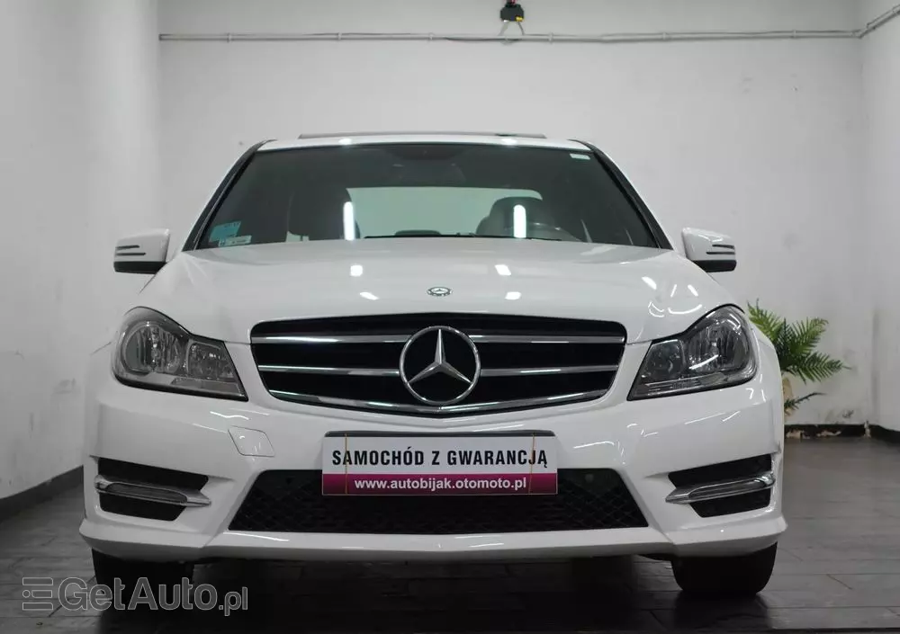 MERCEDES-BENZ Klasa C 250 7G-TRONIC Edition