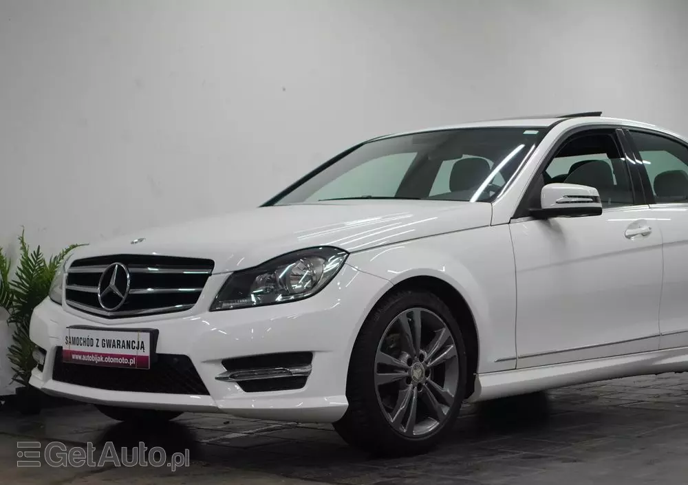 MERCEDES-BENZ Klasa C 250 7G-TRONIC Edition