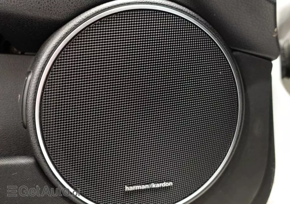 MERCEDES-BENZ Klasa C 250 7G-TRONIC Edition