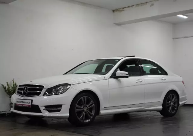 MERCEDES-BENZ Klasa C 250 7G-TRONIC Edition