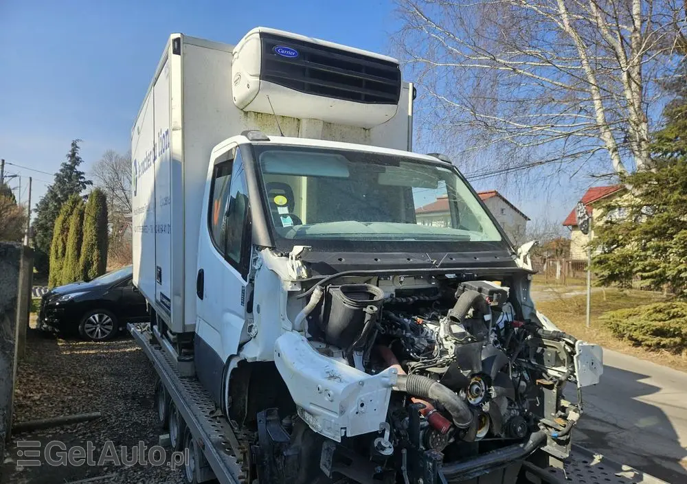 IVECO DAILY 35C18 CHŁODNIA  / KONTENER 