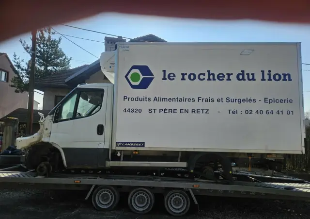 IVECO DAILY 35C18 CHŁODNIA  / KONTENER 