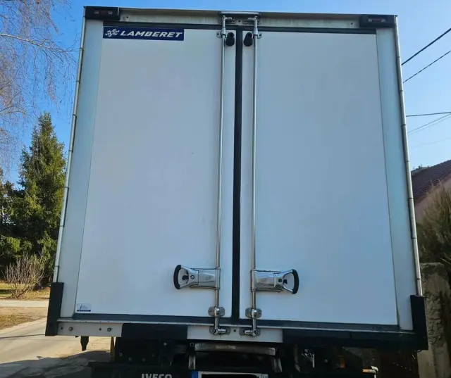 IVECO DAILY 35C18 CHŁODNIA  / KONTENER 