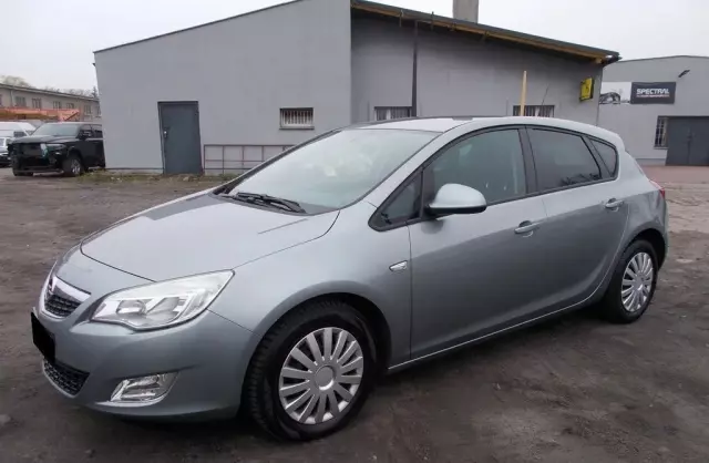 OPEL Astra 