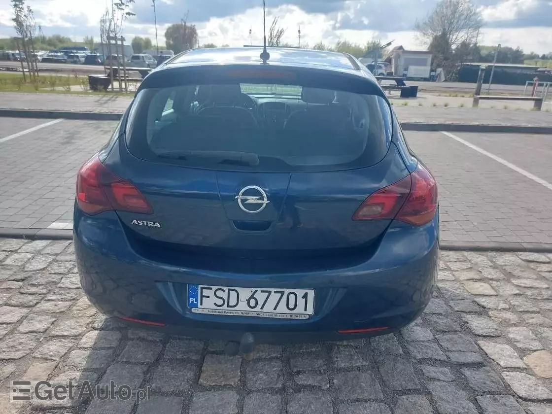 OPEL Astra 