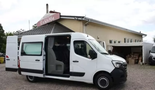 RENAULT Master 