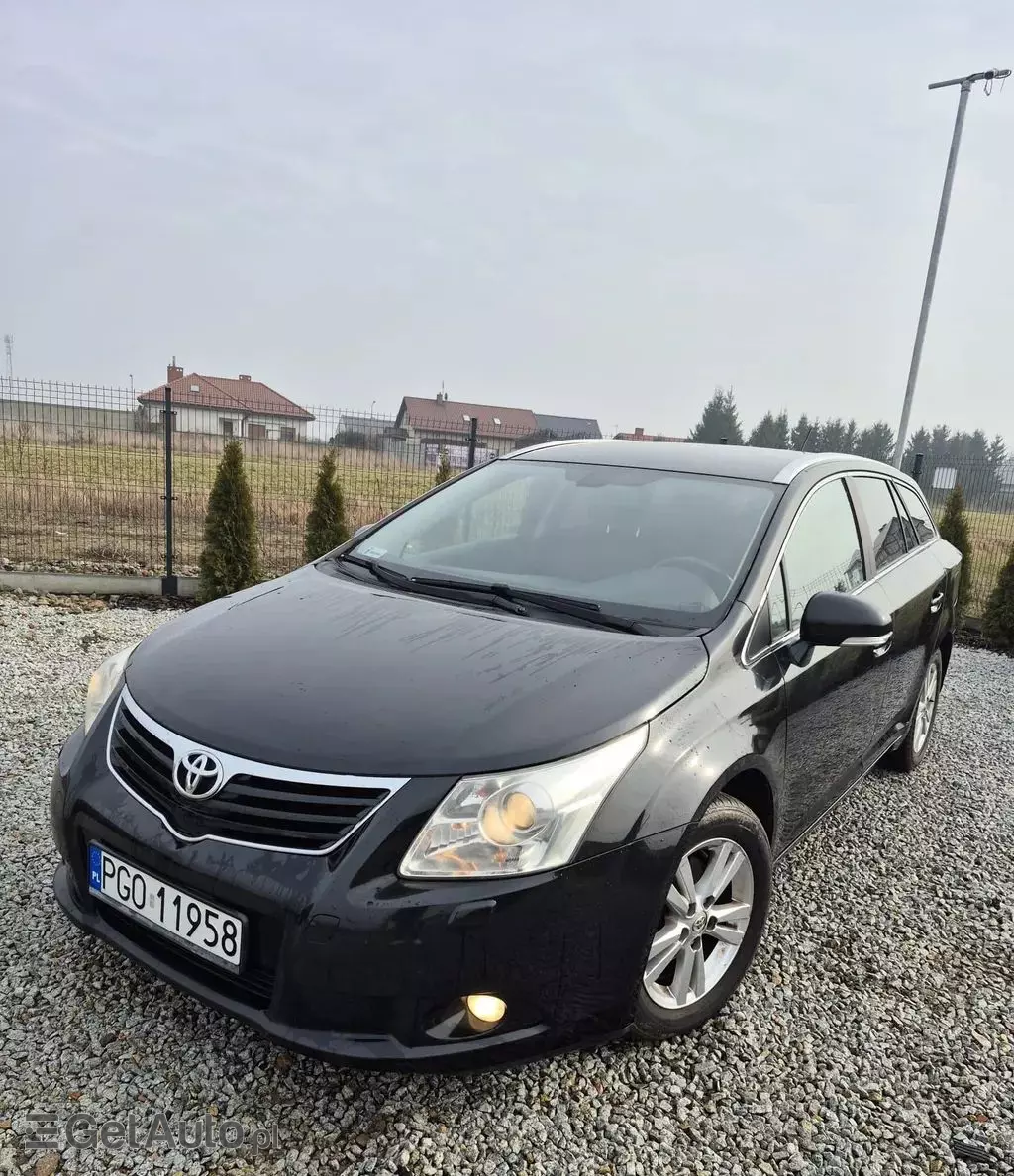 TOYOTA Avensis 