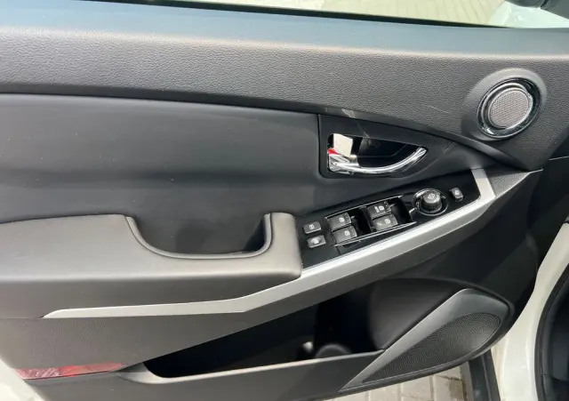 SSANGYONG/KGM Korando 2.0 Eco e-XDi DPF 2WD Sapphire