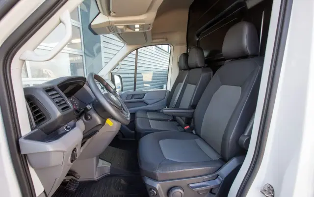 MAN TGE długi 140KM *AUTOMAT* furgon 