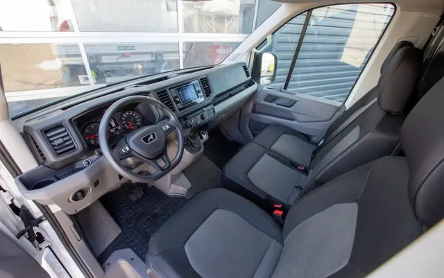 MAN TGE długi 140KM *AUTOMAT* furgon 