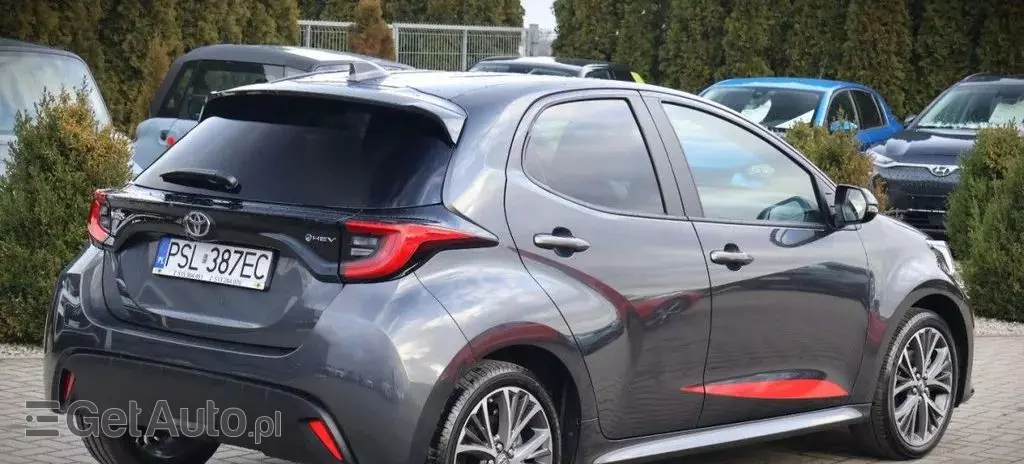 TOYOTA Yaris 