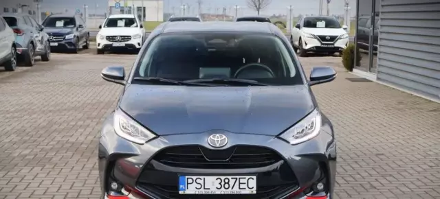 TOYOTA Yaris 