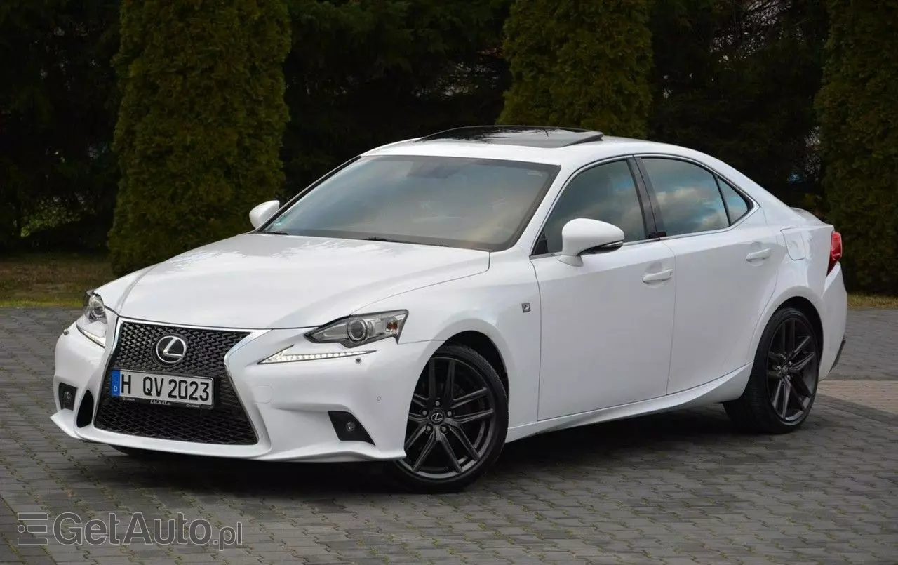 LEXUS IS F Sport