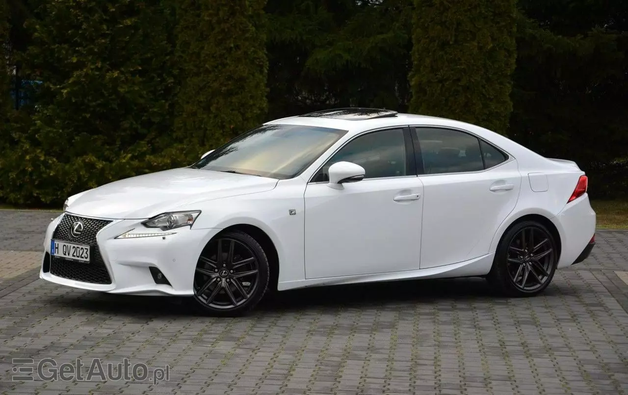 LEXUS IS F Sport