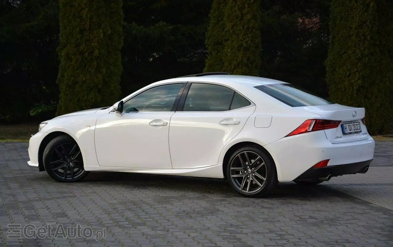LEXUS IS F Sport