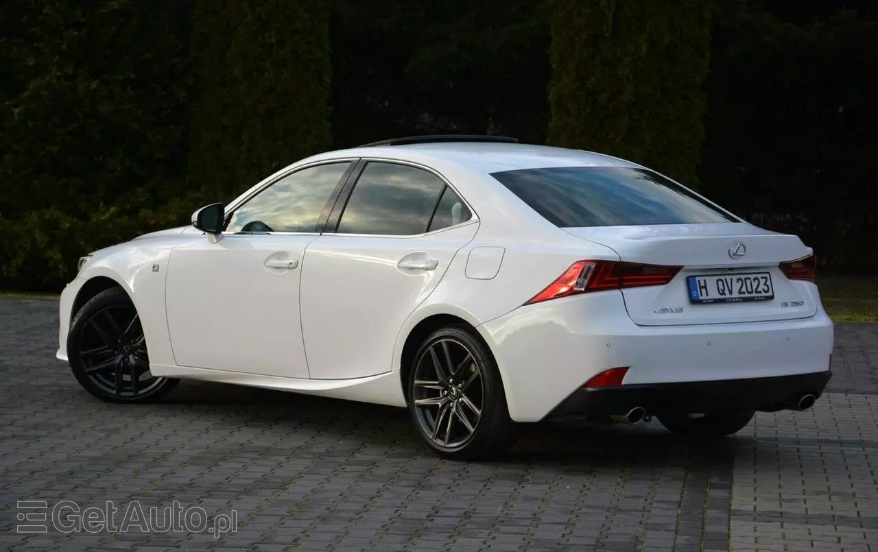 LEXUS IS F Sport