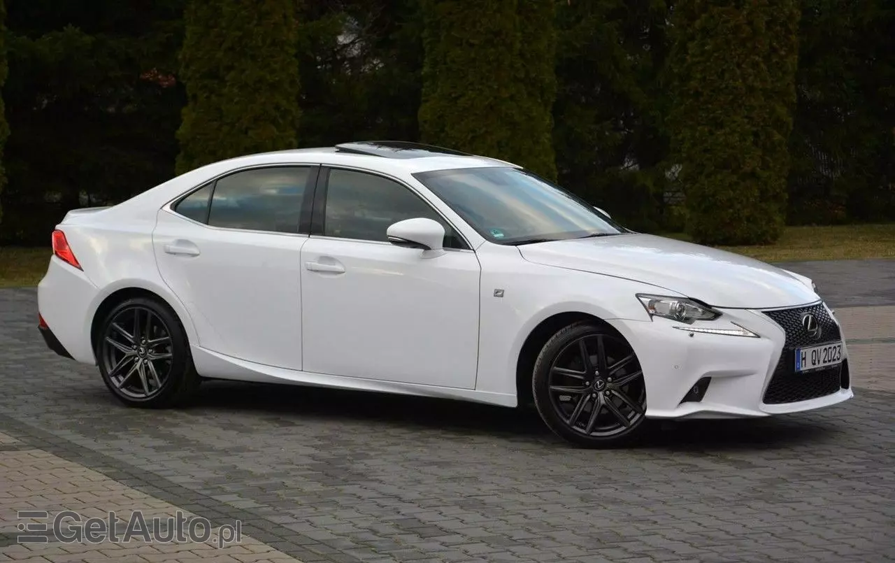 LEXUS IS F Sport
