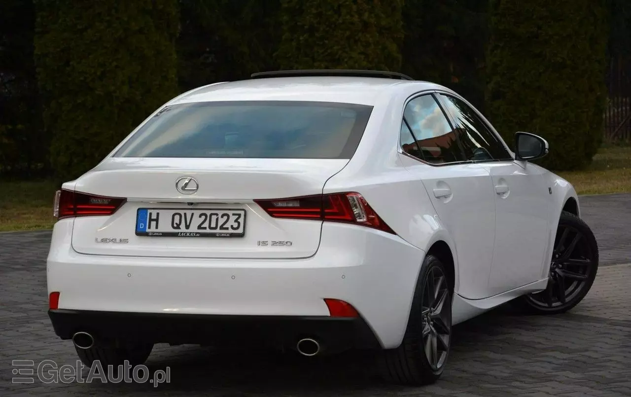 LEXUS IS F Sport