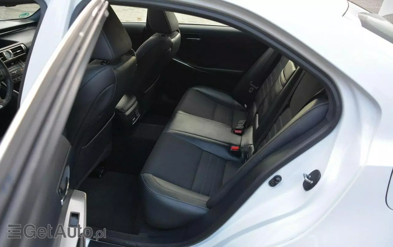 LEXUS IS F Sport