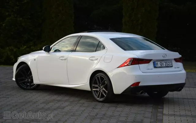 LEXUS IS F Sport