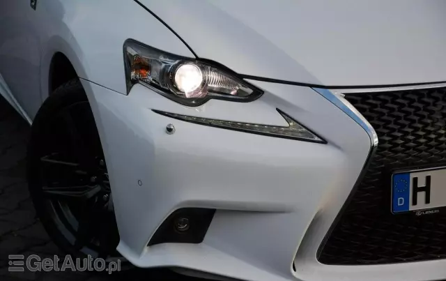LEXUS IS F Sport