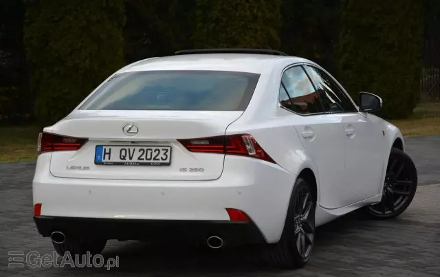 LEXUS IS F Sport