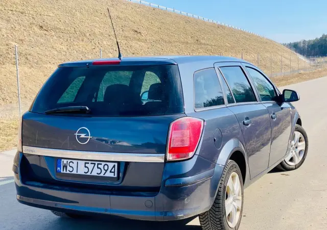 OPEL Astra 1.8 Edition 111 Jahre
