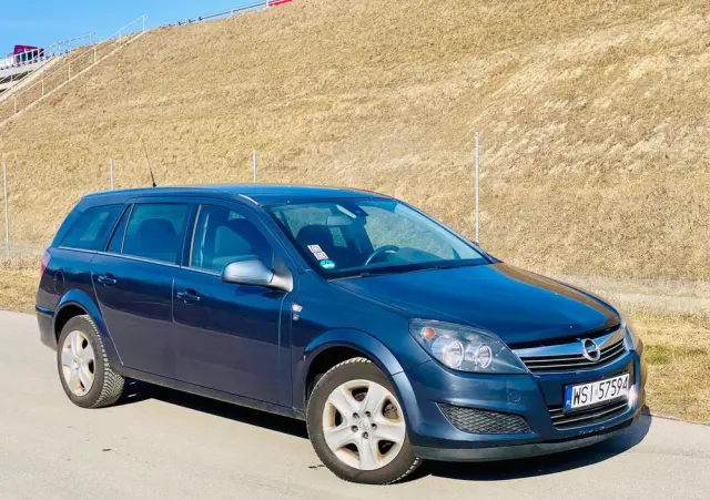OPEL Astra 1.8 Edition 111 Jahre