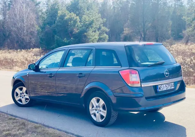 OPEL Astra 1.8 Edition 111 Jahre