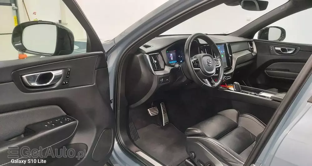 VOLVO XC 60 B4 D Geartronic RDesign