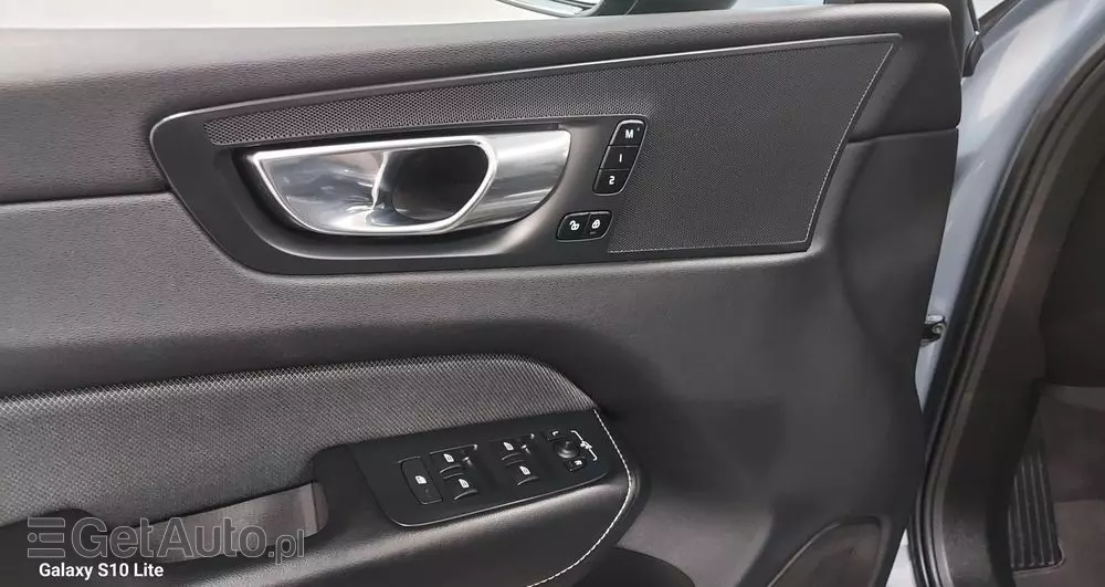 VOLVO XC 60 B4 D Geartronic RDesign