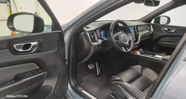 VOLVO XC 60 B4 D Geartronic RDesign