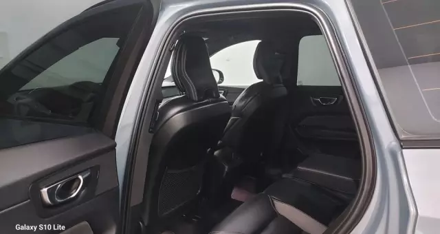 VOLVO XC 60 B4 D Geartronic RDesign